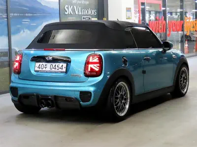 MINI Cabrio