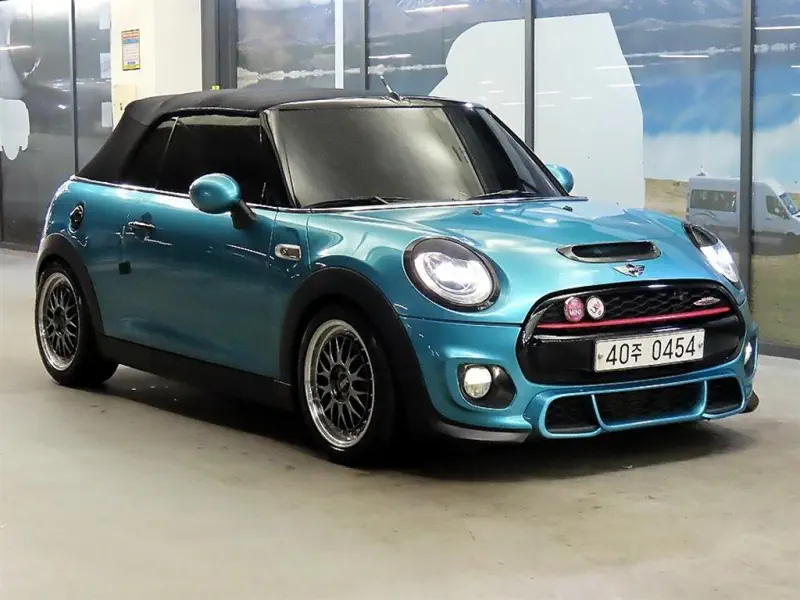 MINI Cooper Convertible