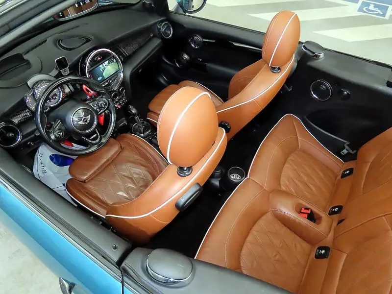 MINI Cooper Convertible