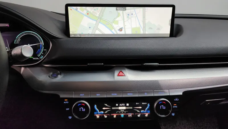 Genesis Electrified G80