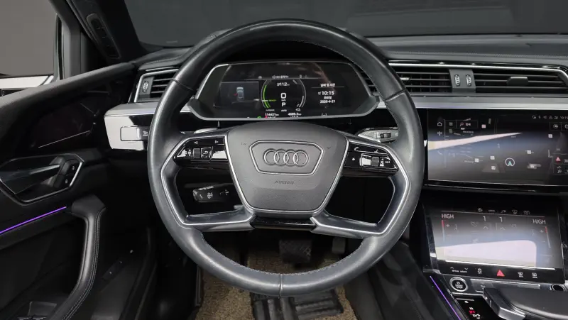 Audi e-tron