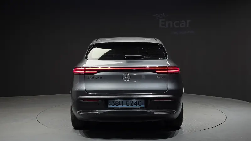 Mercedes-Benz EQC