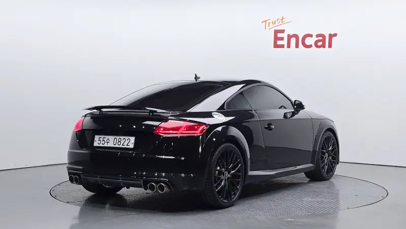 Audi TTS