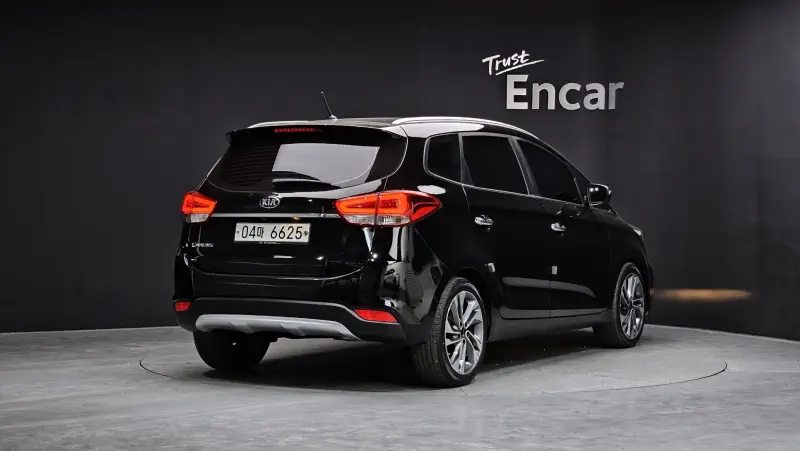 Kia Carens