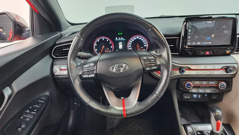 Hyundai Veloster