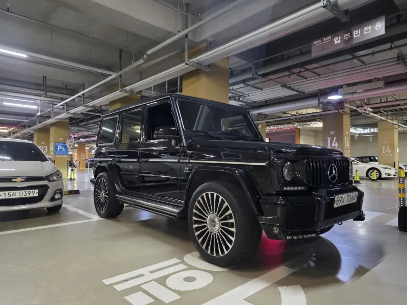 Mercedes-Benz G-Class