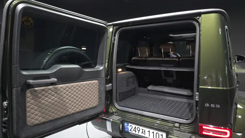 Mercedes-Benz G-Class