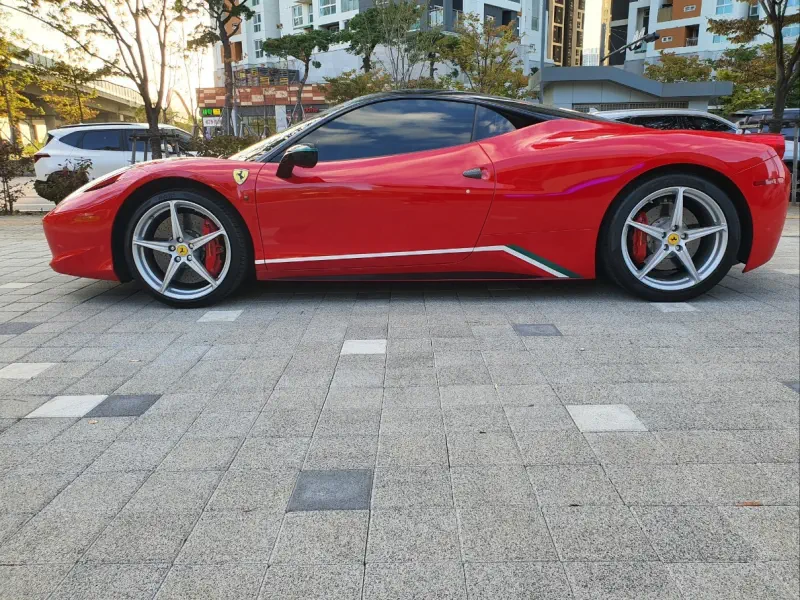 Ferrari 458