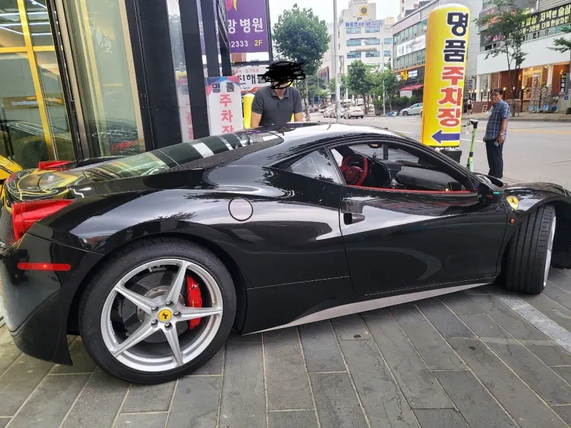 Ferrari 458
