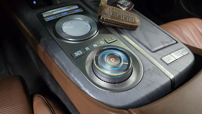 Genesis Electrified G80