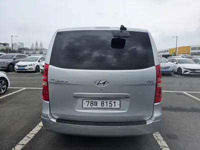 Hyundai Grand Starex