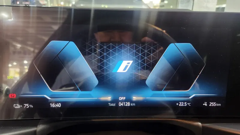 BMW i4
