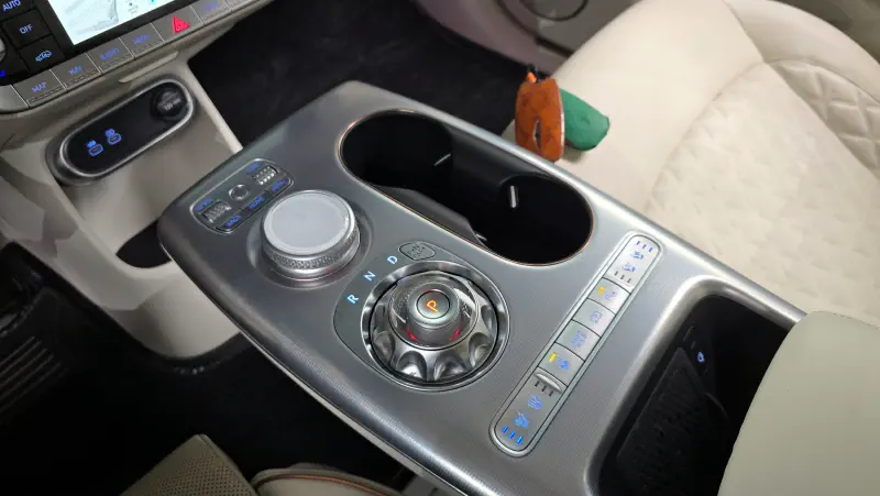 Genesis GV60
