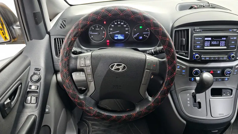 Hyundai Grand Starex