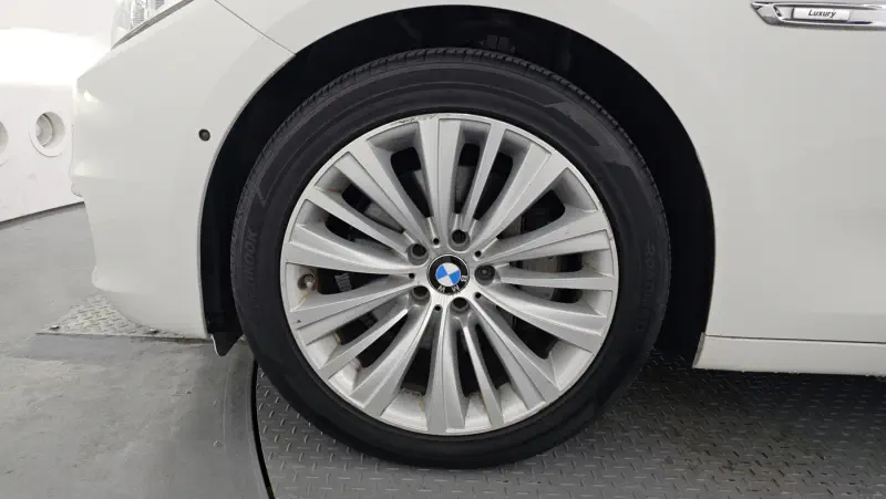 BMW 5-Series Gran Turismo