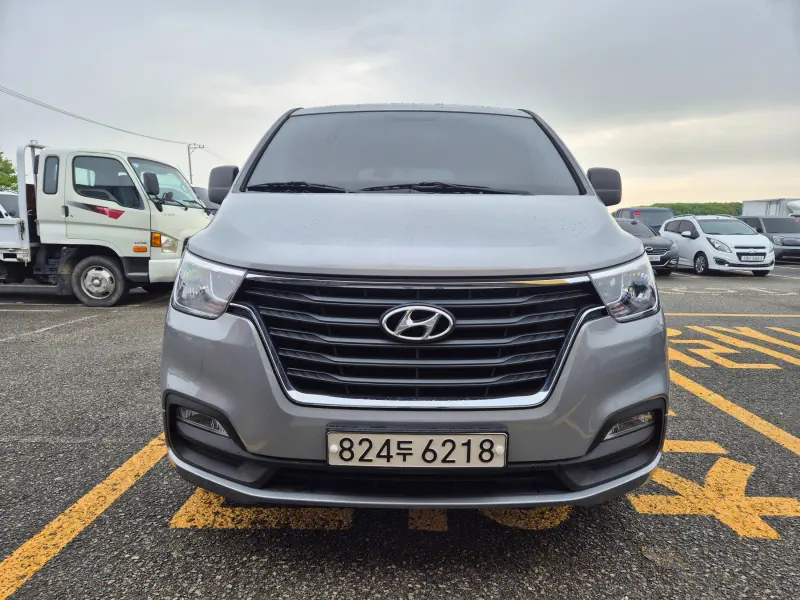 Hyundai Grand Starex