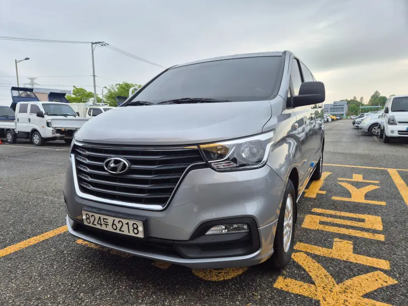 Hyundai Grand Starex