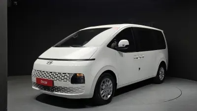 Hyundai Staria