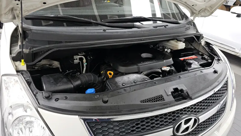 Hyundai Grand Starex