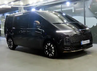 Hyundai Staria