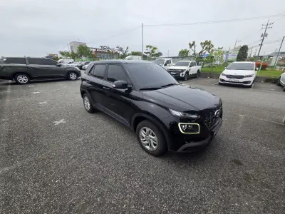 Hyundai Venue