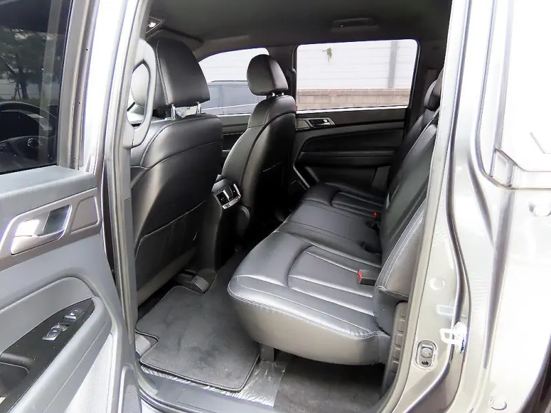 SsangYong Rexton Sports