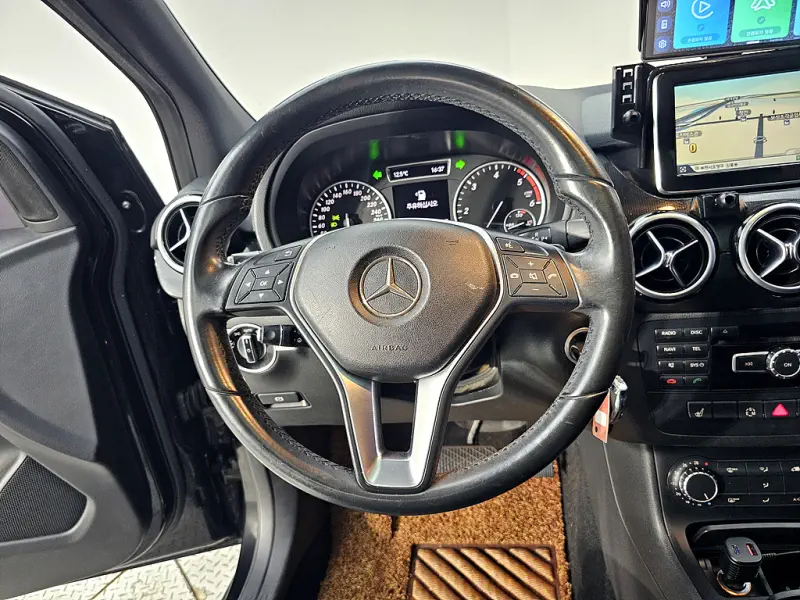 Mercedes-Benz B-Class