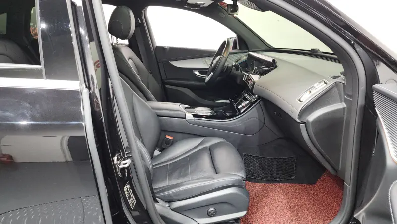 Mercedes-Benz EQC