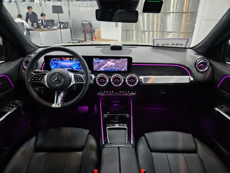 Mercedes-Benz EQB