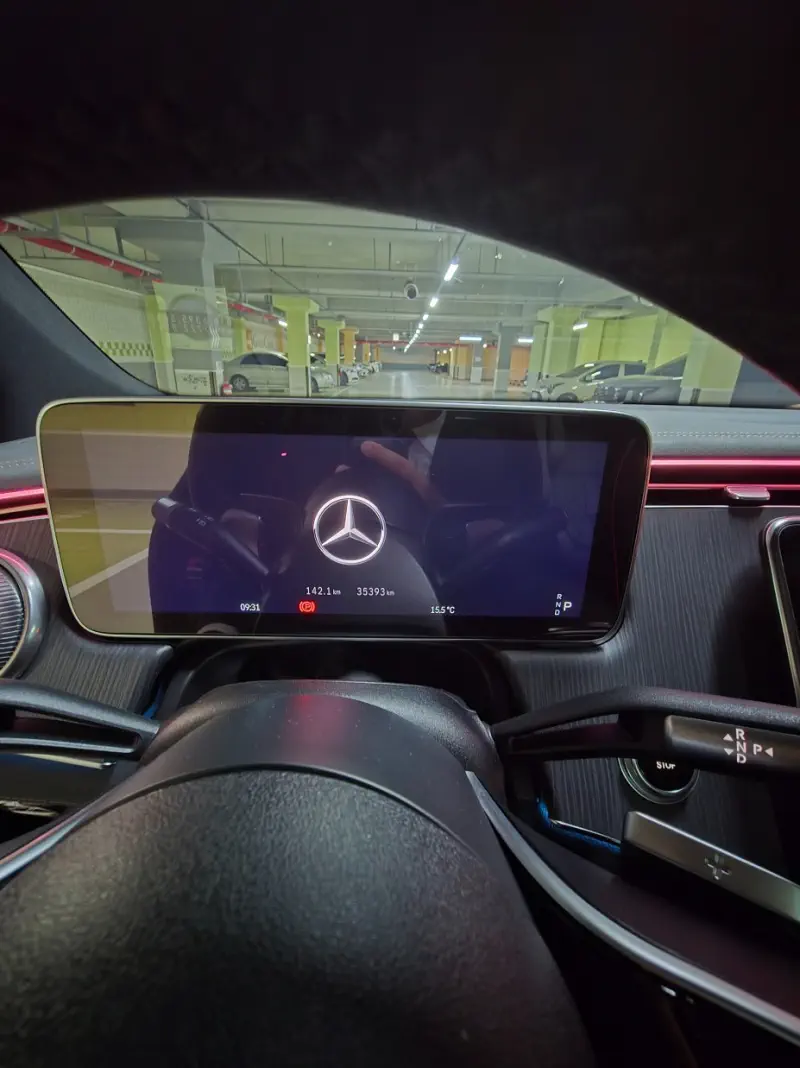 Mercedes-Benz EQS SUV