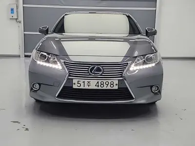 Lexus ES300h