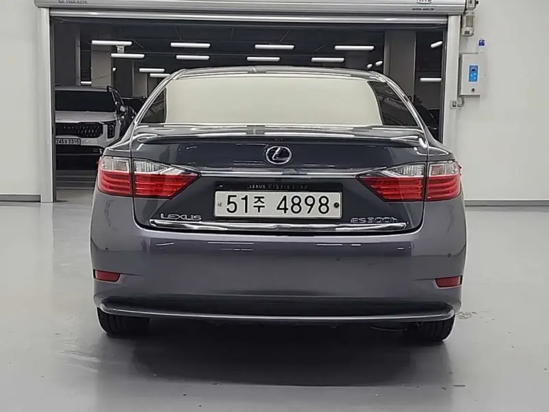 Lexus ES300h