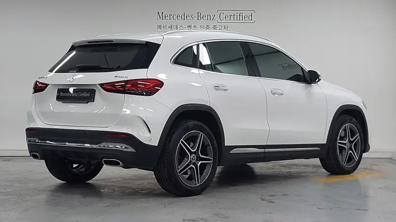 Mercedes-Benz GLA-Class