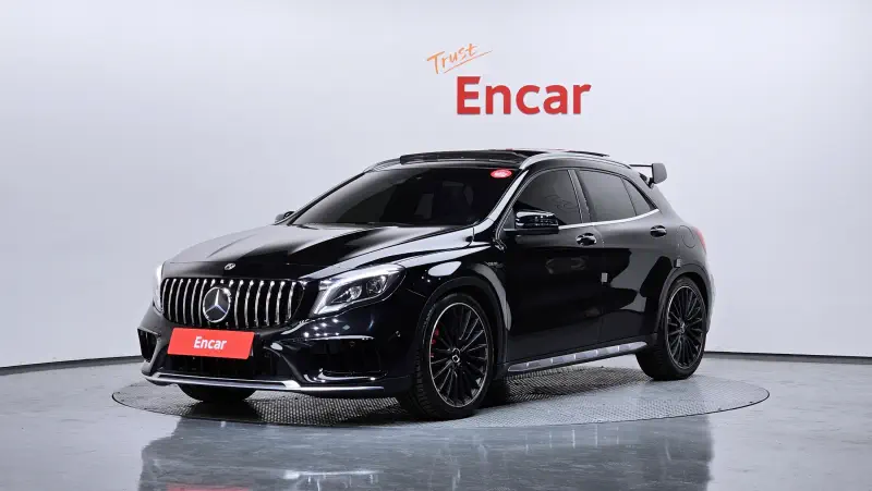 Mercedes-Benz GLA-Class