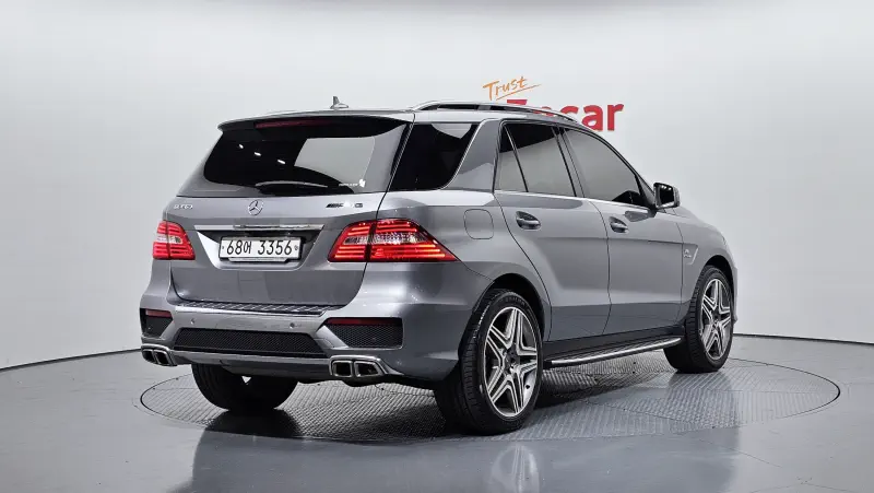 Mercedes-Benz M-class