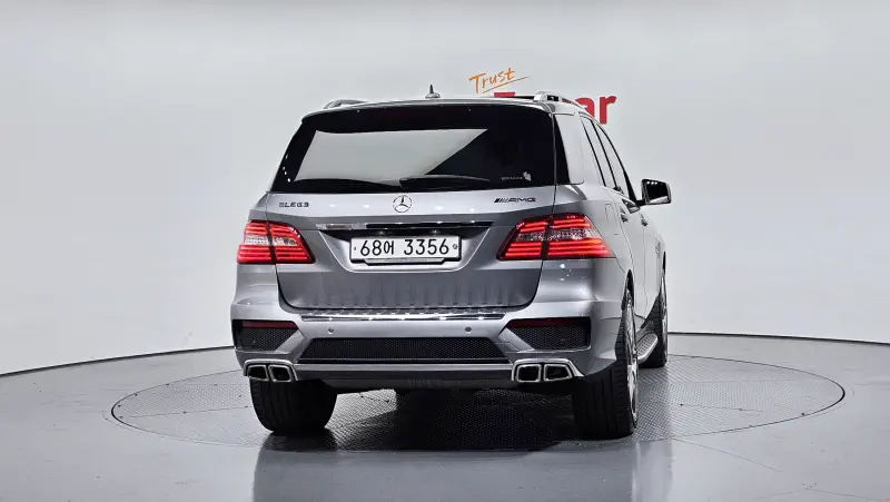 Mercedes-Benz M-class