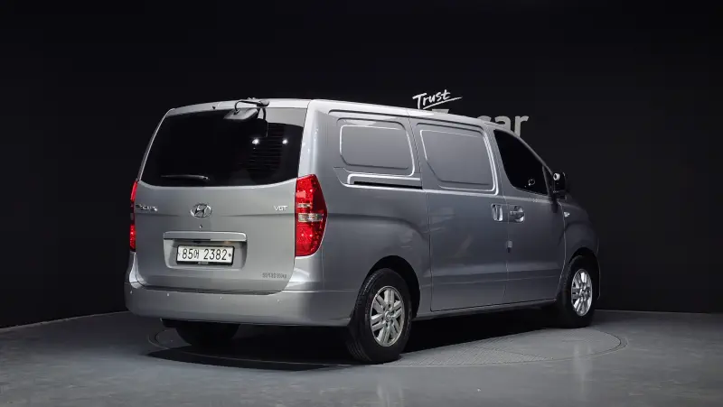 Hyundai Grand Starex