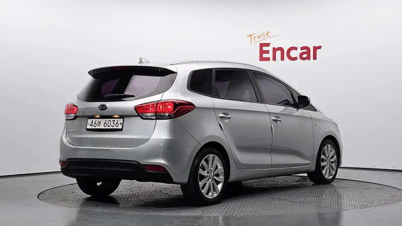 Kia Carens