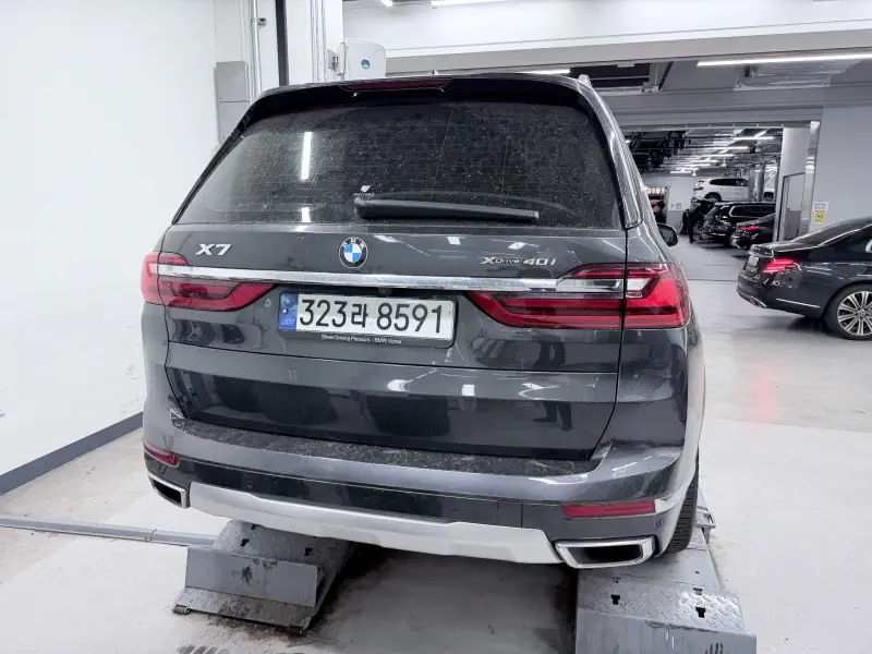BMW X7