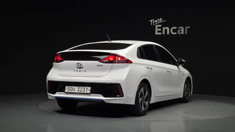 Hyundai Ioniq