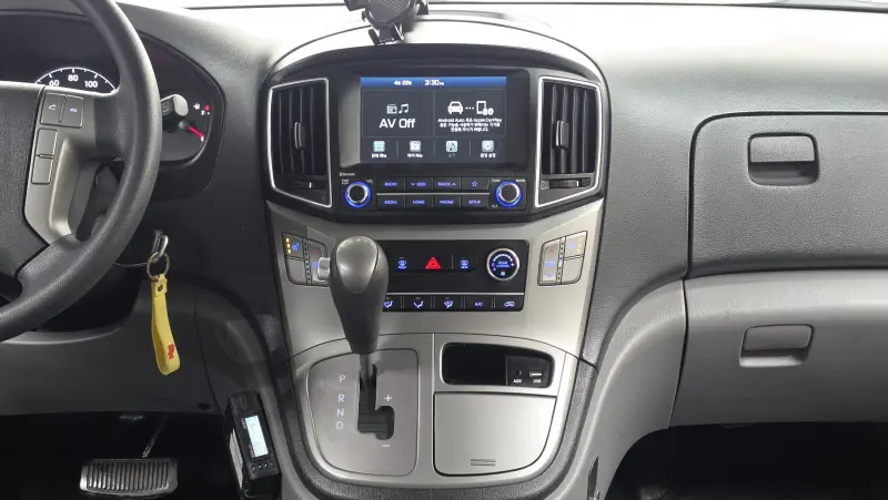 Hyundai Grand Starex