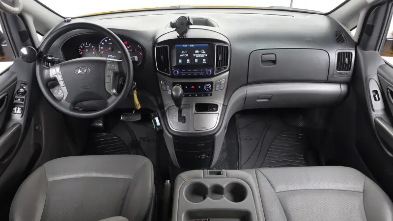 Hyundai Grand Starex