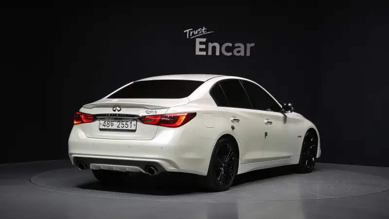 Infiniti Q50