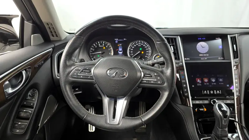 Infiniti Q50