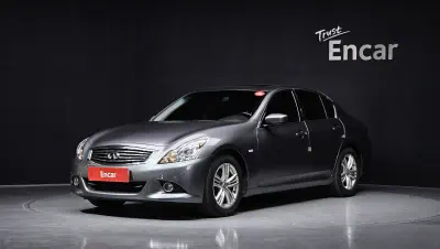 Infiniti G37