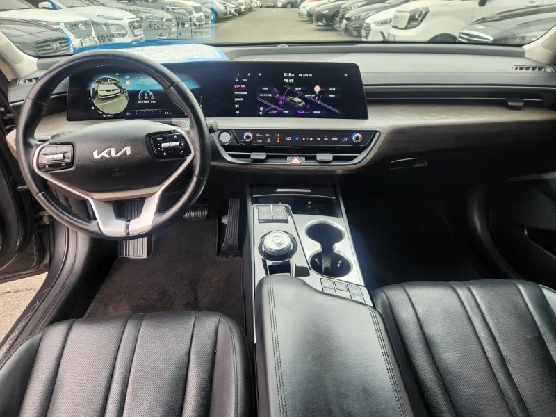 Kia K8