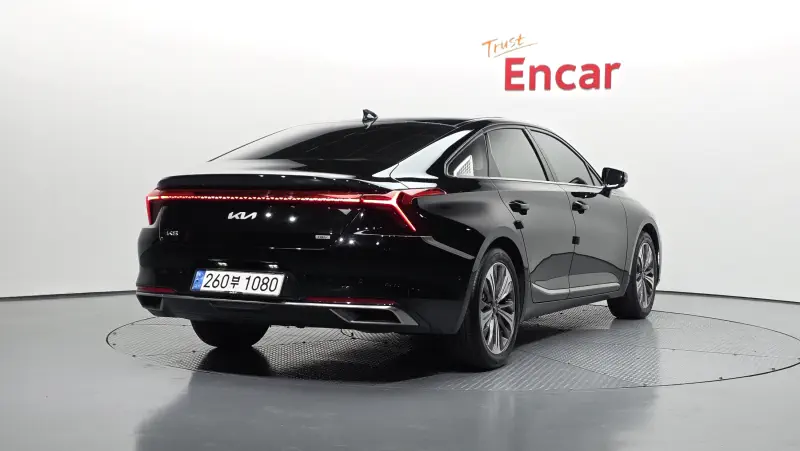 Kia K8