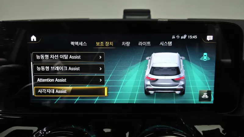 Mercedes-Benz GLA-Class