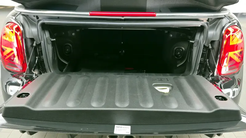 MINI Cooper Convertible