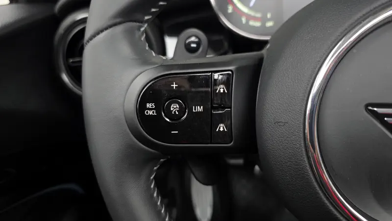 MINI Cooper Convertible